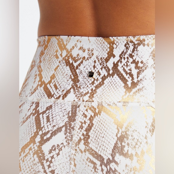 NWT Fabletics High Waisted Foil Legging Snake Print White/Gold - Picture 3 of 5